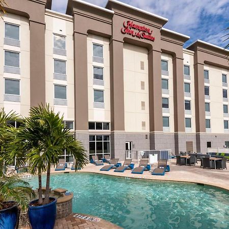 Hampton Inn & Suites Fort Myers-Colonial Boulevard Екстер'єр фото