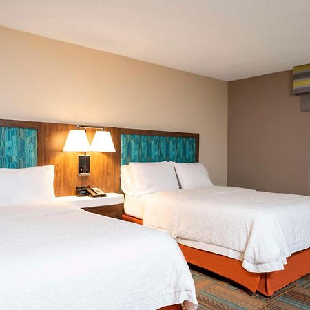 Hampton Inn & Suites Fort Myers-Colonial Boulevard Екстер'єр фото