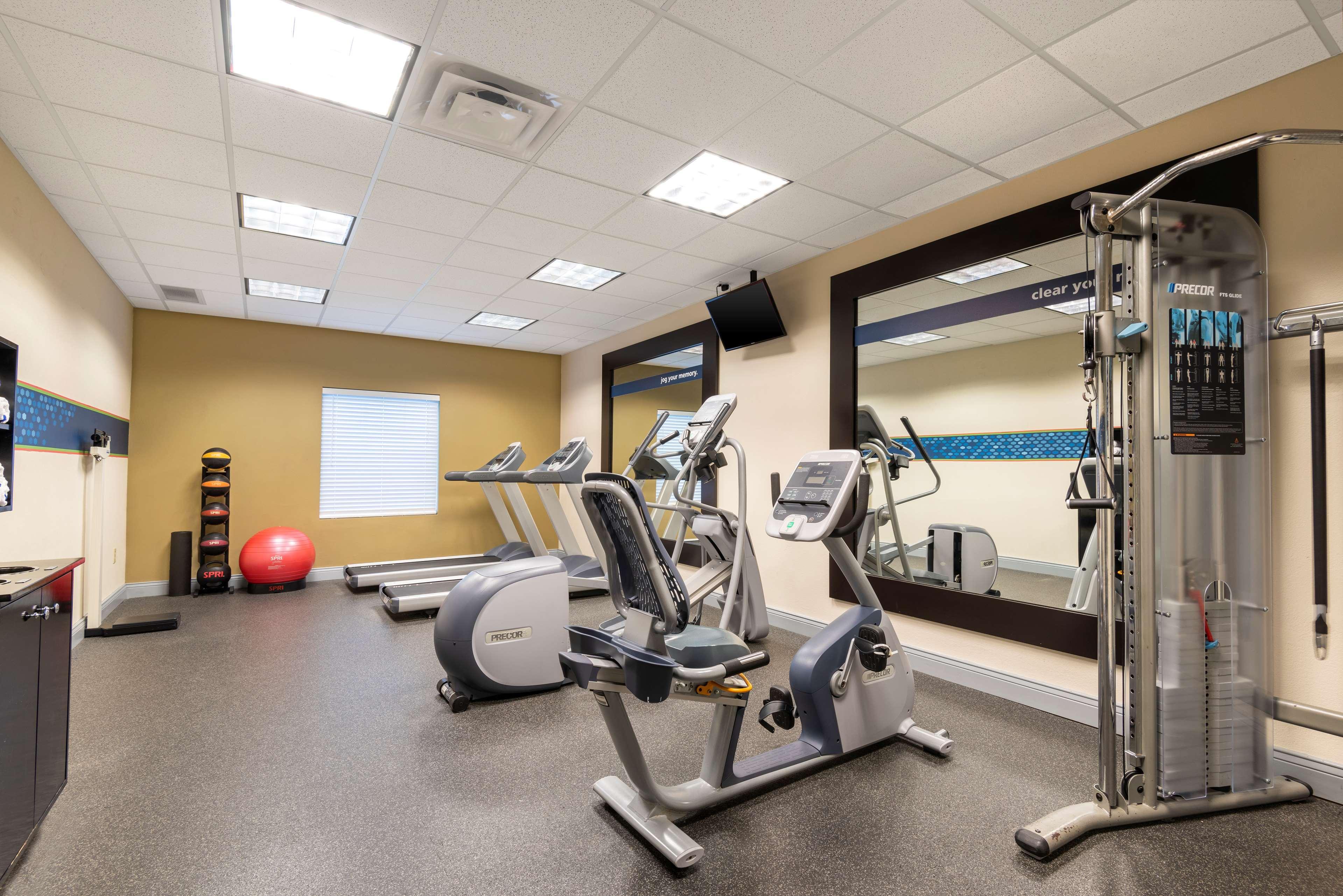 Hampton Inn & Suites Fort Myers-Colonial Boulevard Екстер'єр фото