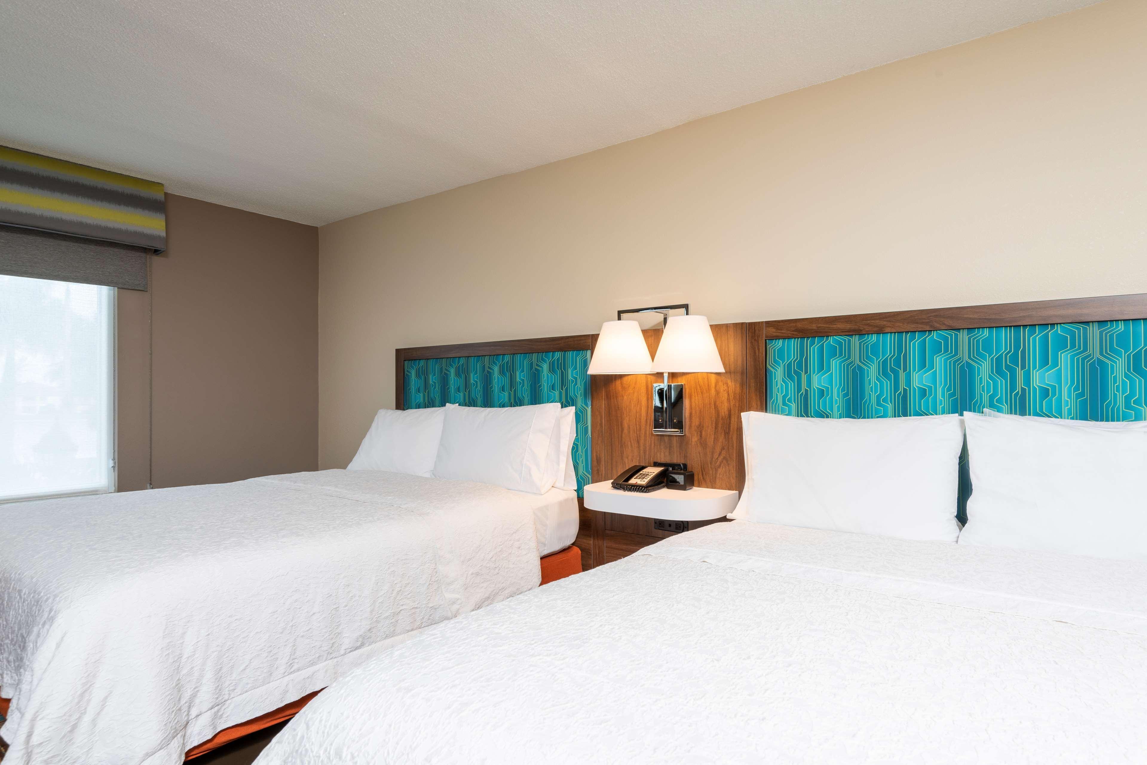 Hampton Inn & Suites Fort Myers-Colonial Boulevard Екстер'єр фото