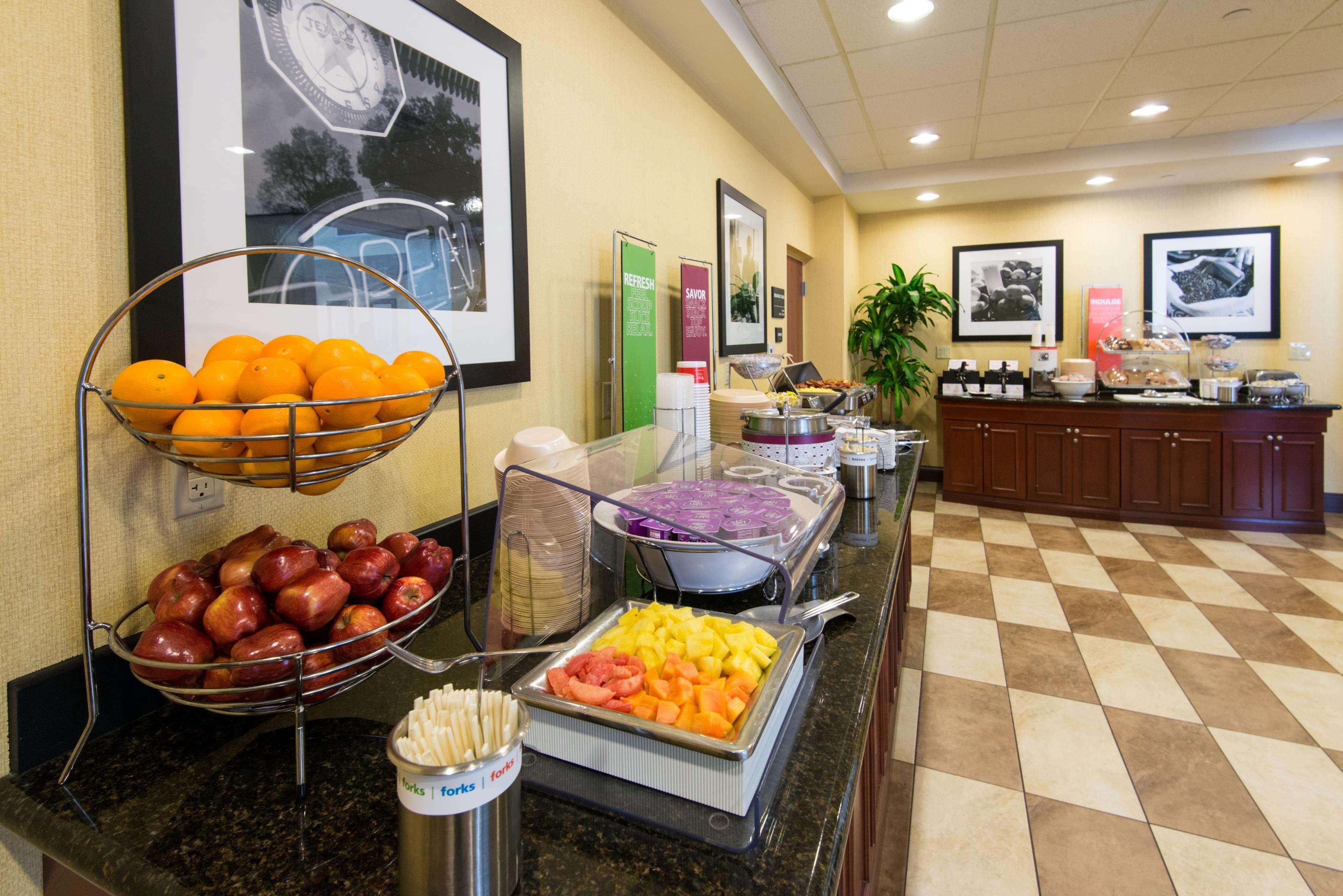 Hampton Inn & Suites Fort Myers-Colonial Boulevard Екстер'єр фото