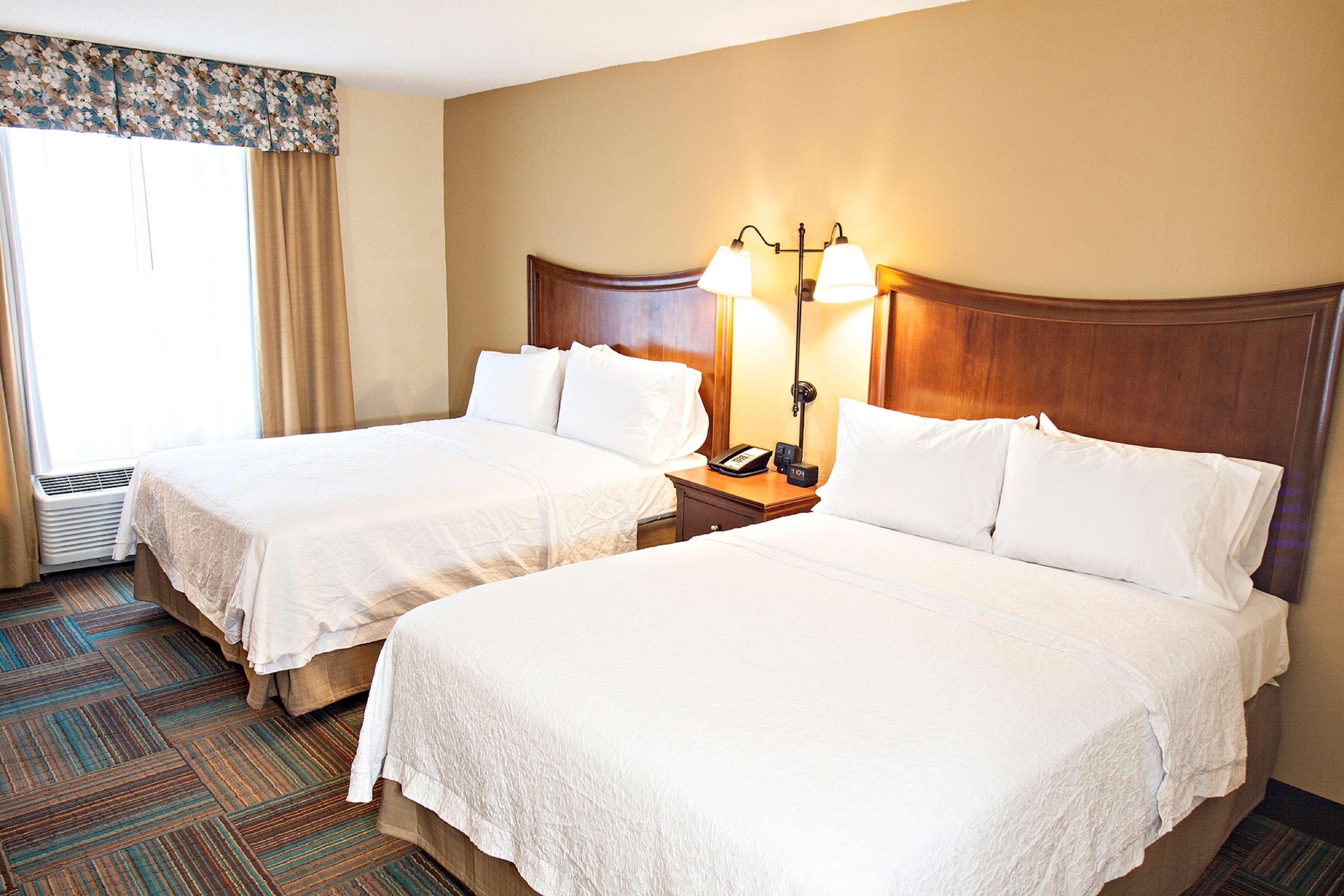 Hampton Inn & Suites Fort Myers-Colonial Boulevard Екстер'єр фото