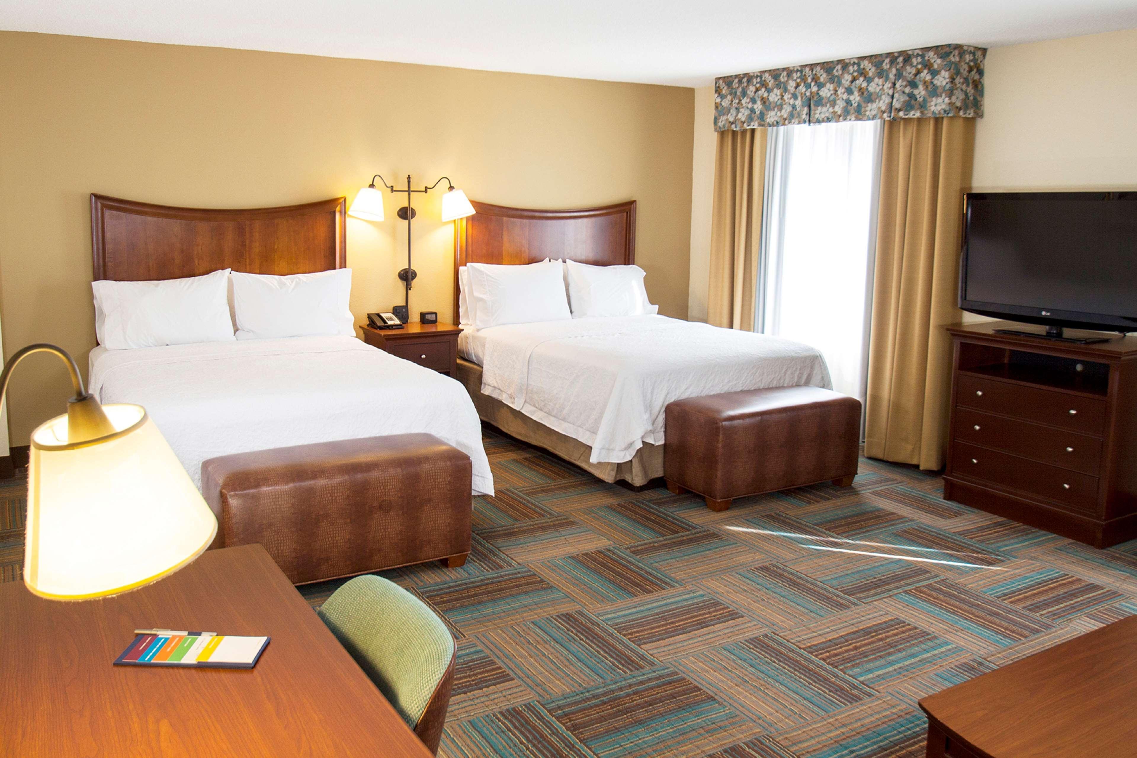Hampton Inn & Suites Fort Myers-Colonial Boulevard Екстер'єр фото