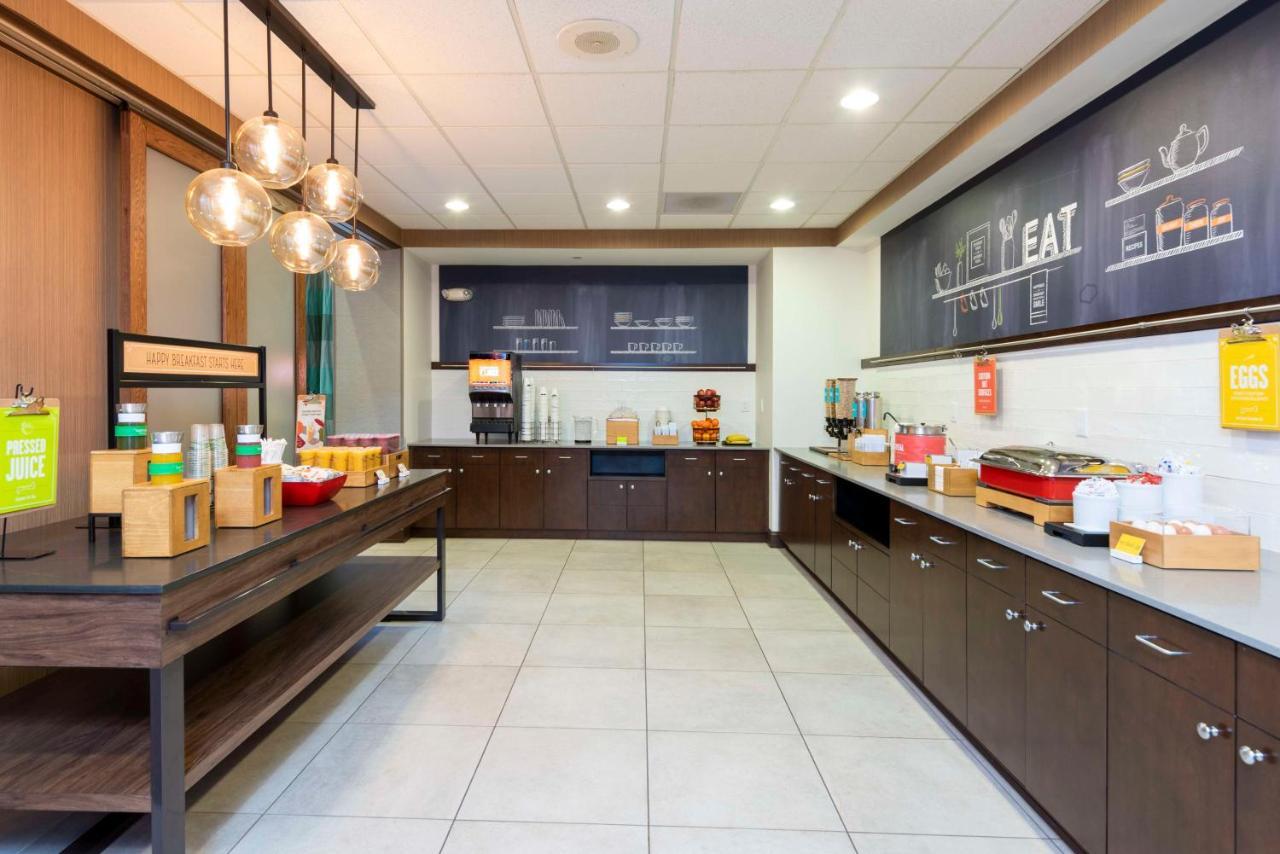 Hampton Inn & Suites Fort Myers-Colonial Boulevard Екстер'єр фото