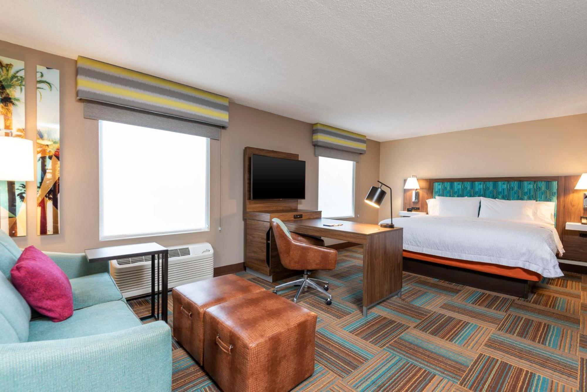 Hampton Inn & Suites Fort Myers-Colonial Boulevard Екстер'єр фото