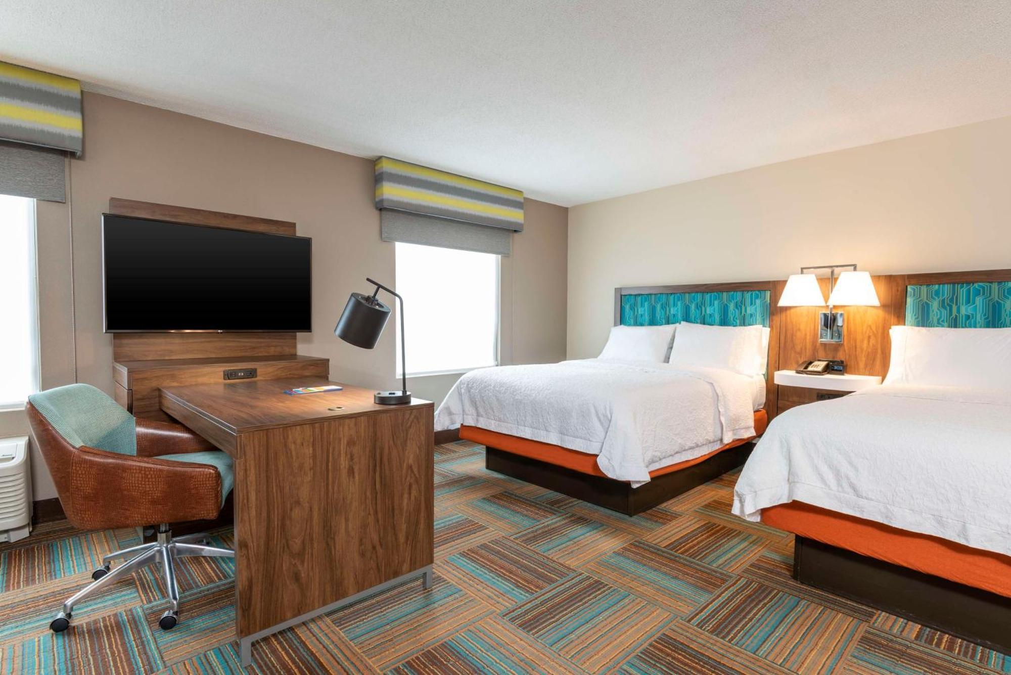 Hampton Inn & Suites Fort Myers-Colonial Boulevard Екстер'єр фото