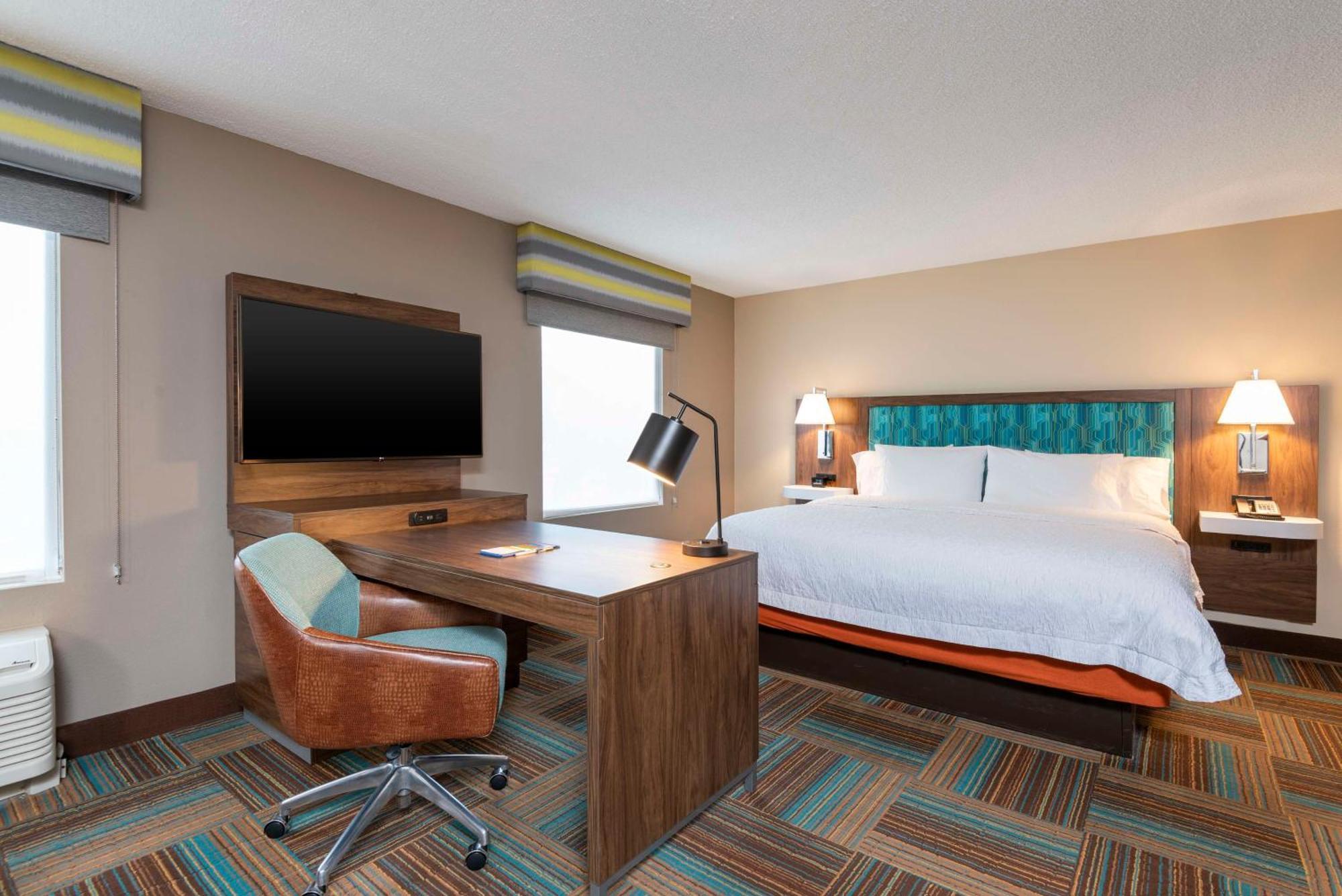 Hampton Inn & Suites Fort Myers-Colonial Boulevard Екстер'єр фото